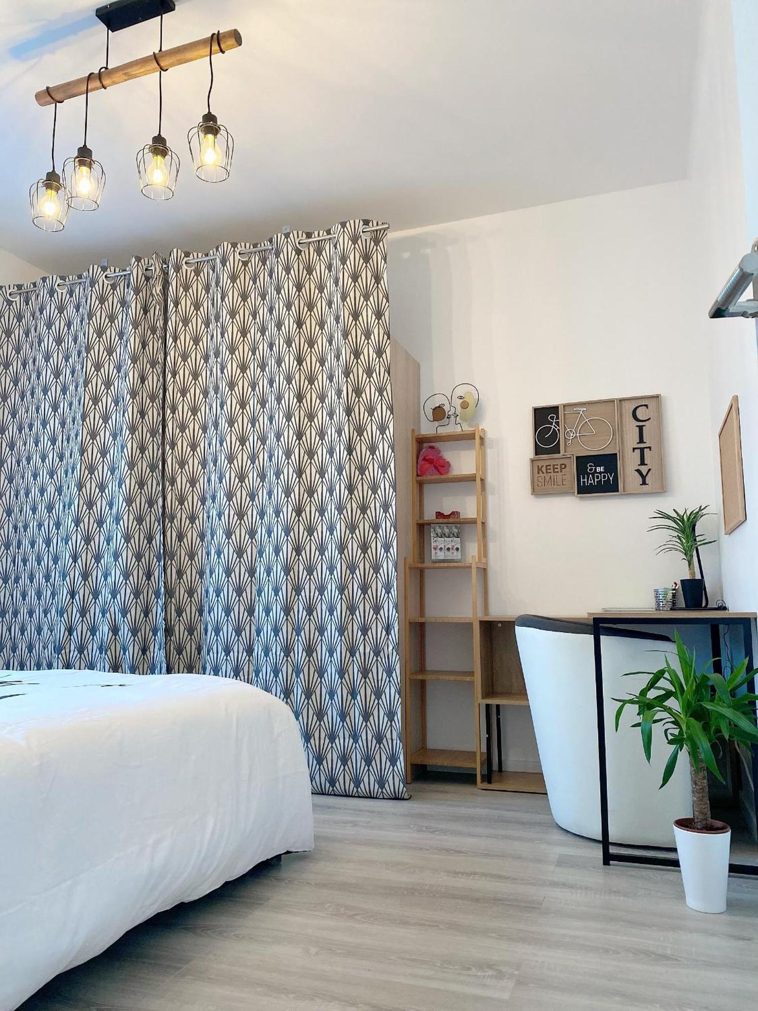 Charmant Et Moderne De L'Hay Ngoại thất bức ảnh