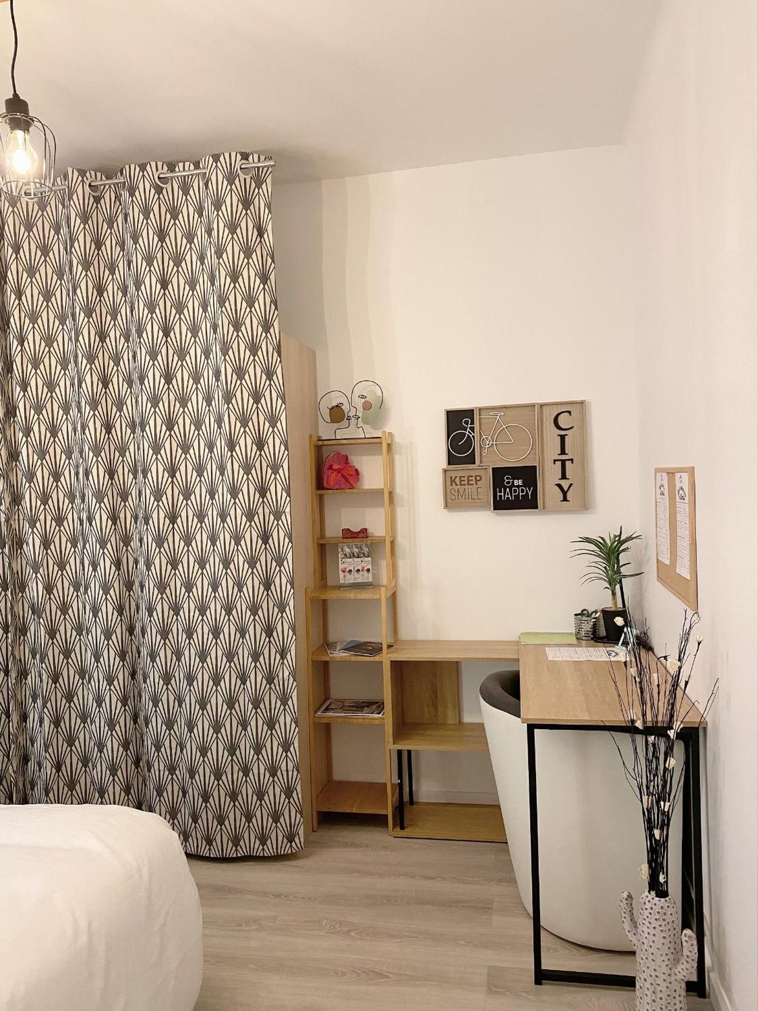 Charmant Et Moderne De L'Hay Ngoại thất bức ảnh